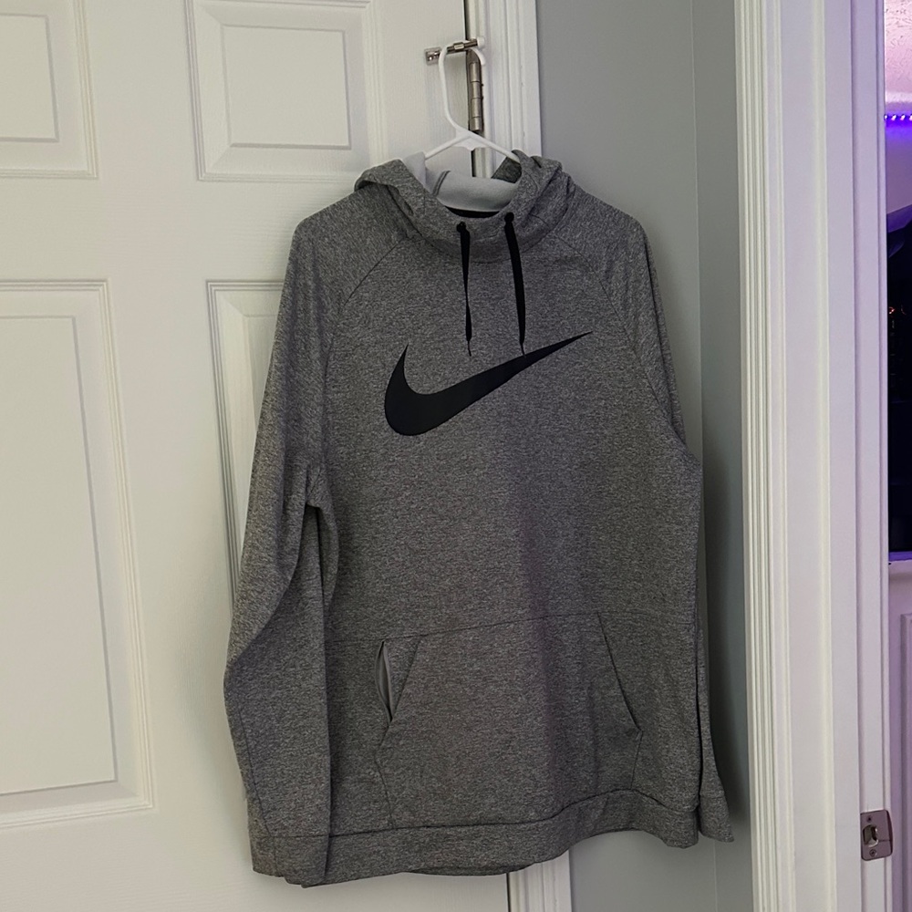 Nike Men's Heather Gray therma-fit Hoodie size xl sweatshirt
